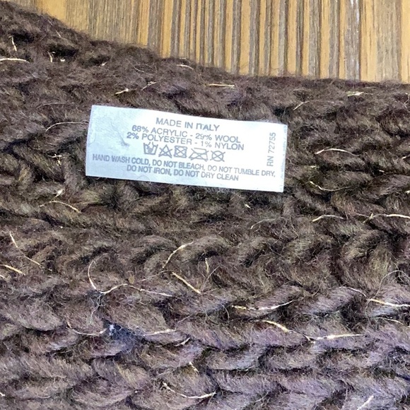 FINAL SALE PRICE Set of 2 Infinity Scarves and Hat - Picture 7 of 8